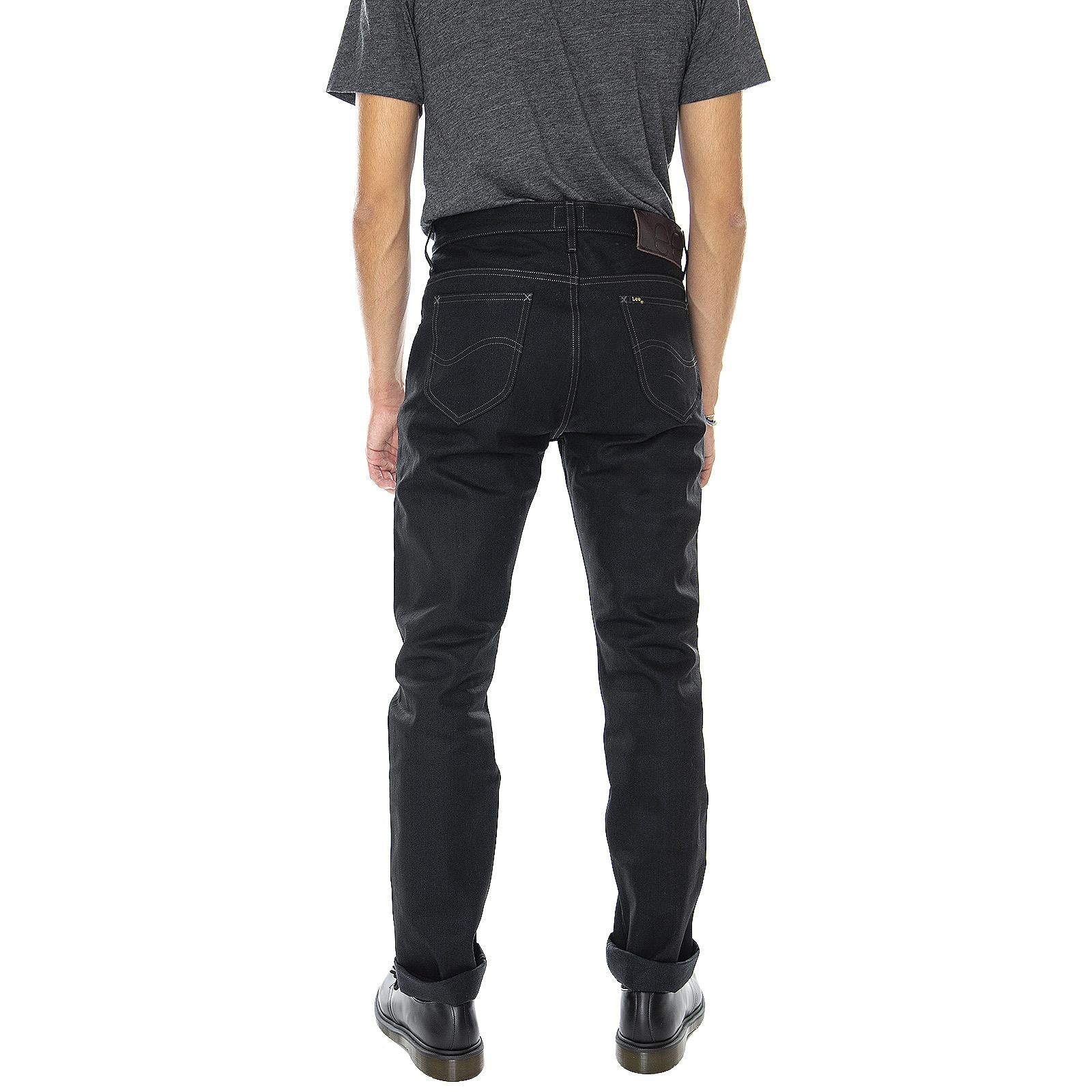 Man LEE - Image 3