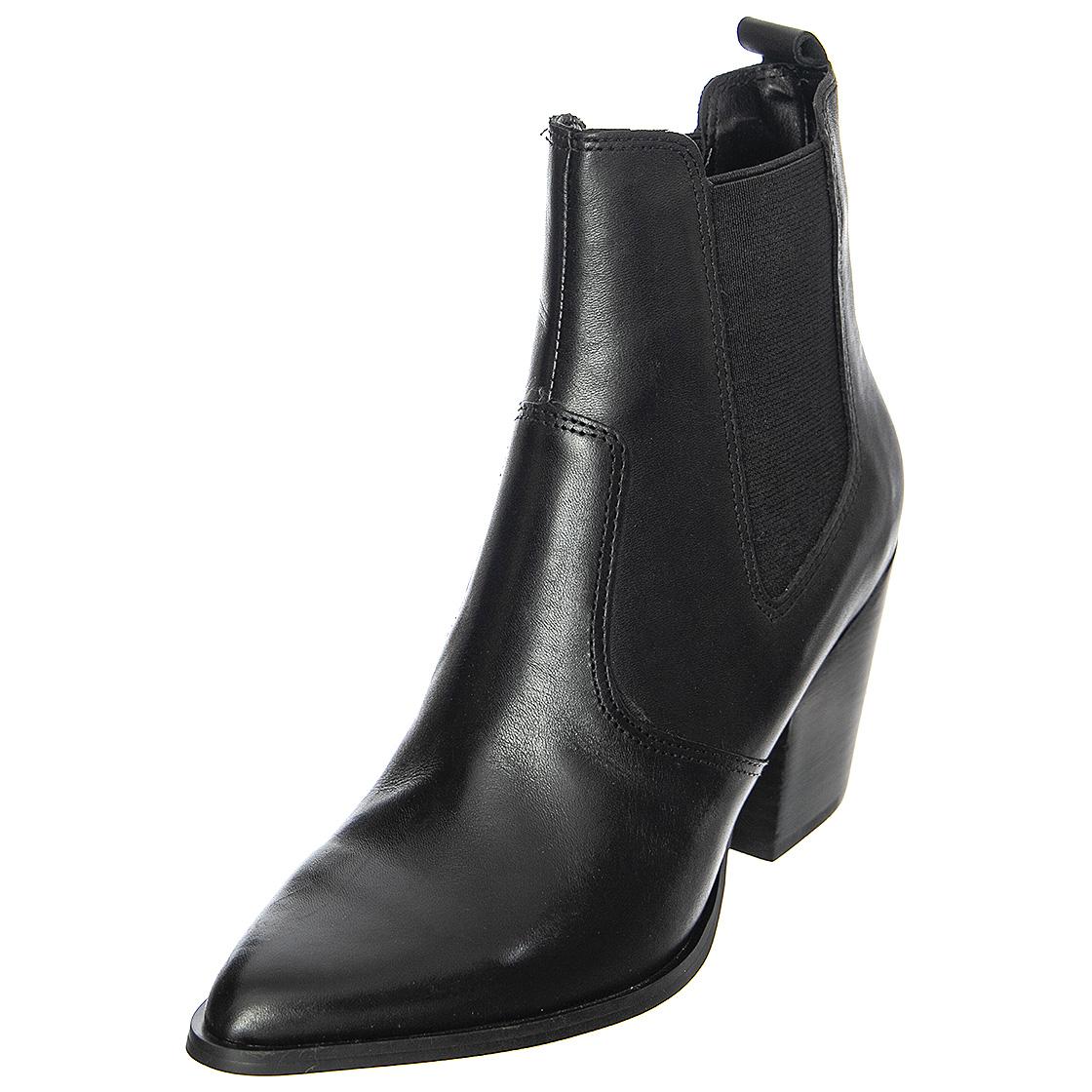 Woman STEVE MADDEN
