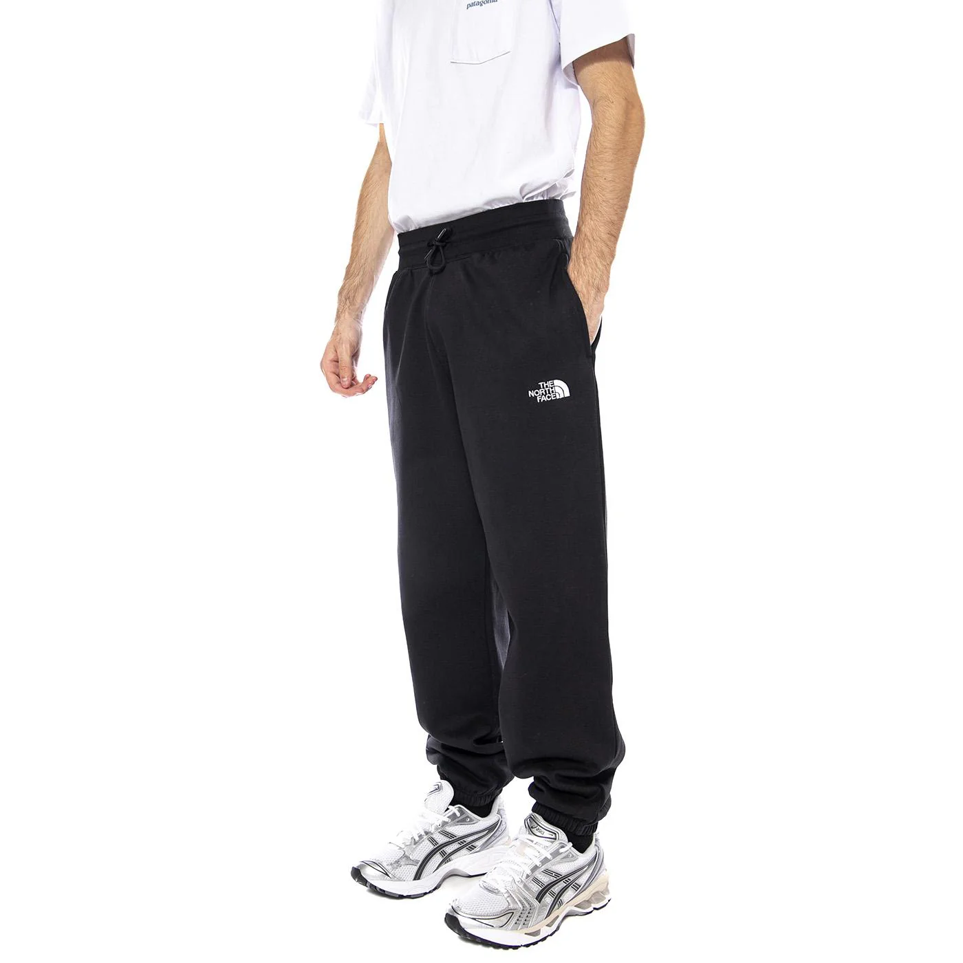 THE NORTH FACE Men's Essential Relaxed Straight Jogger Black - Black Men's Pants
