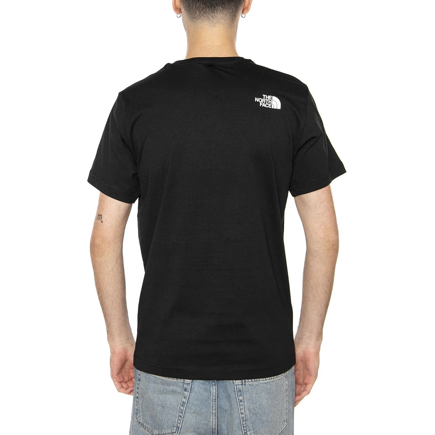M S/S Never Stop Exploring Tee TNF Black - Image 3
