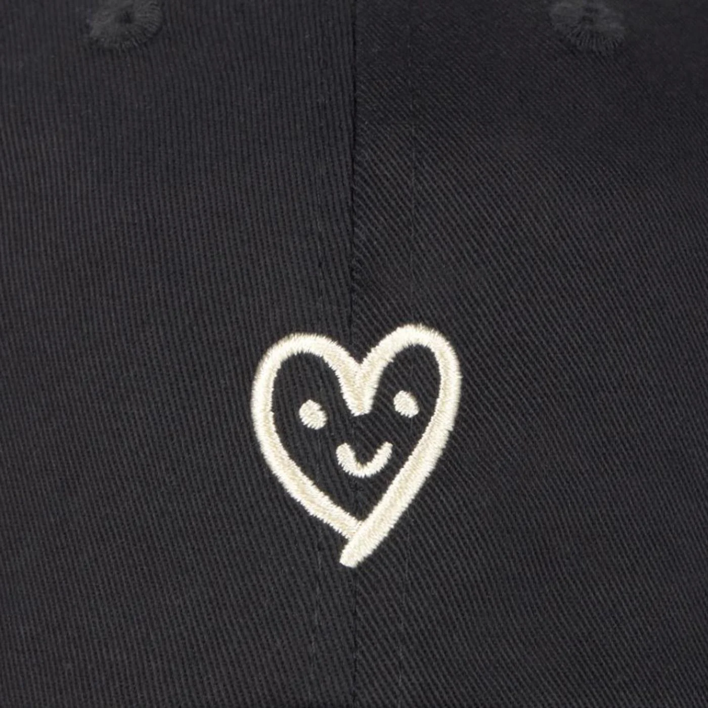 Curte Heart Black Chris Cap Black - Image 3