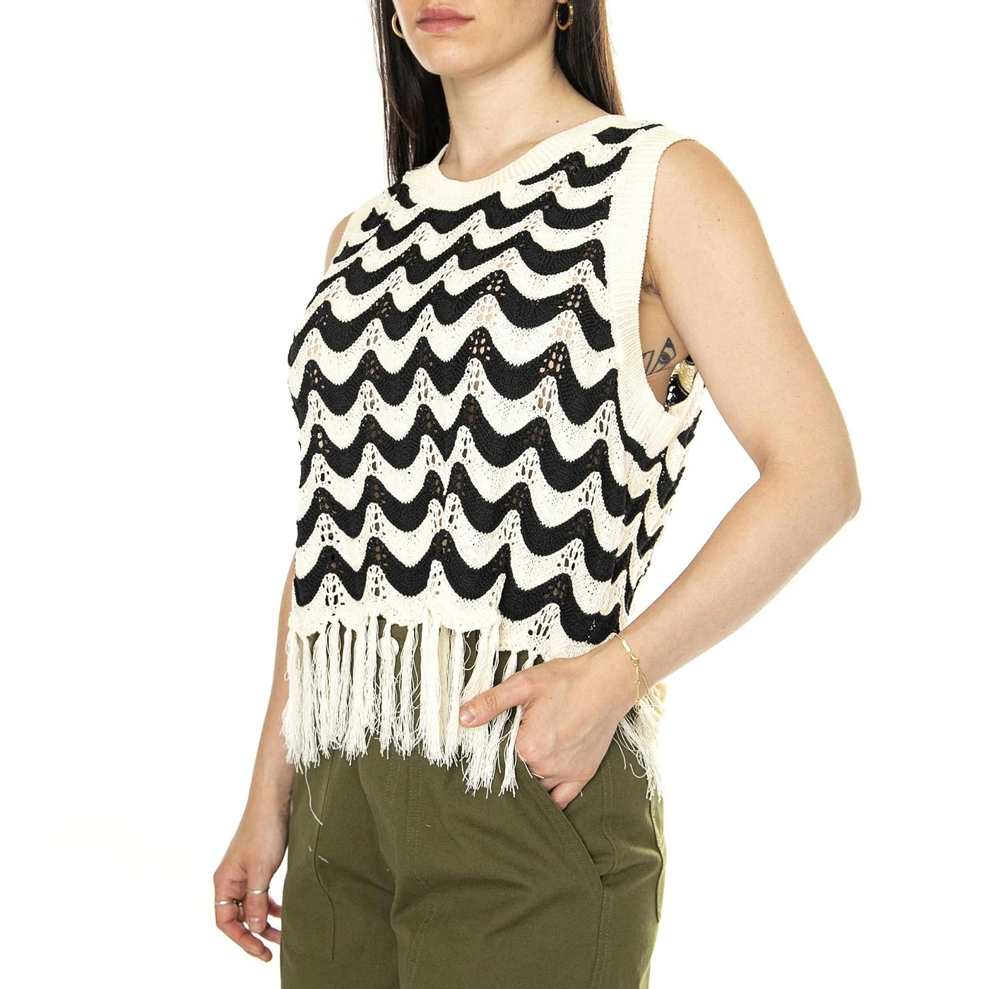Top punto con flecos Zigzag